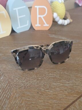 Loewe Tortoiseshell Square Sunglasses with Dark Lenses